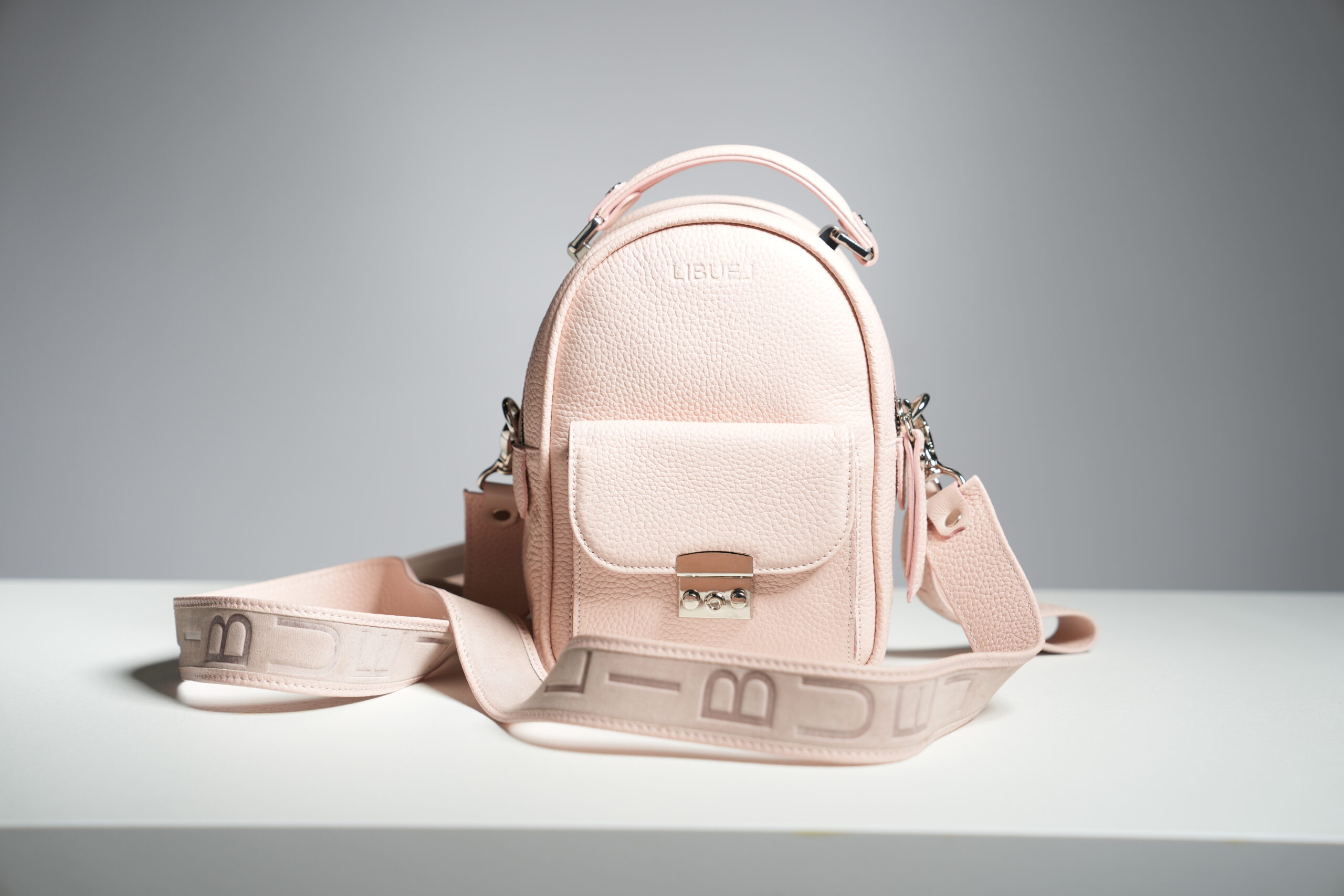 Mini svetlo roze ranac - libuel.com