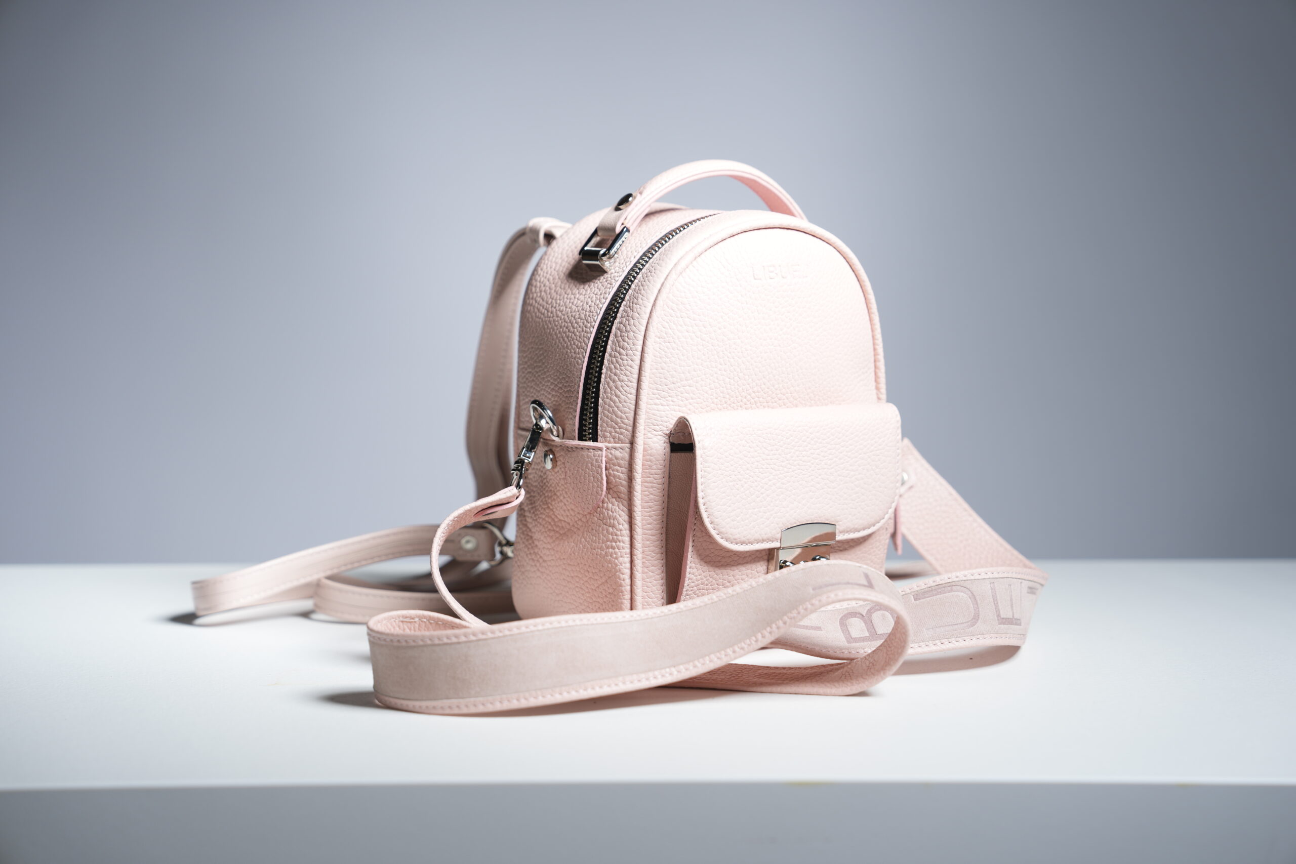 Mini svetlo roze ranac - libuel.com